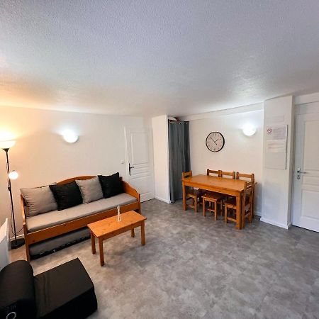 Vars, Appart Spacieux Renove 4 Couchages Dans Chalet Вар Экстерьер фото